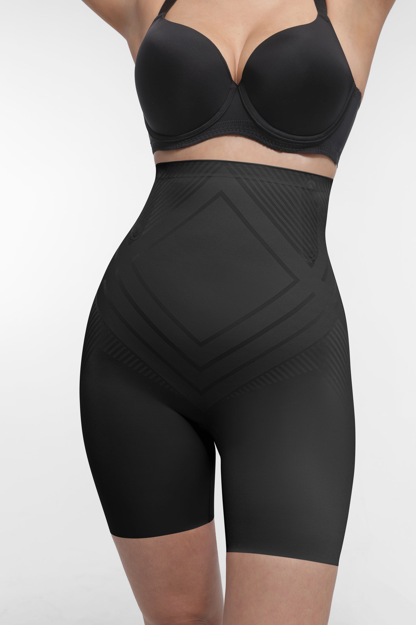 Le Shorty Haute Performance (Liquid Spandex) — Collection L’Absolu