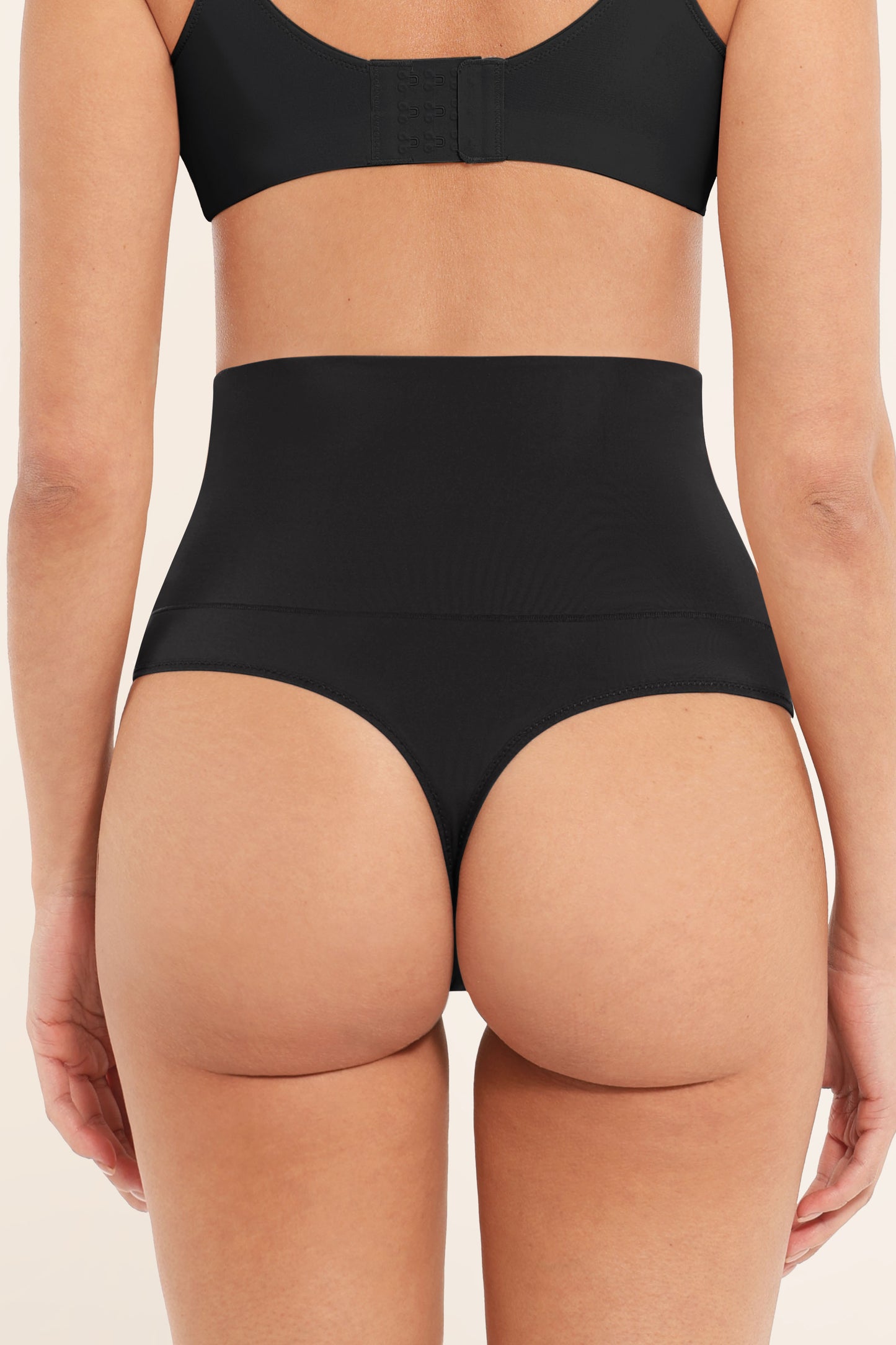 Le Thong Épure — Collection L’Invisible