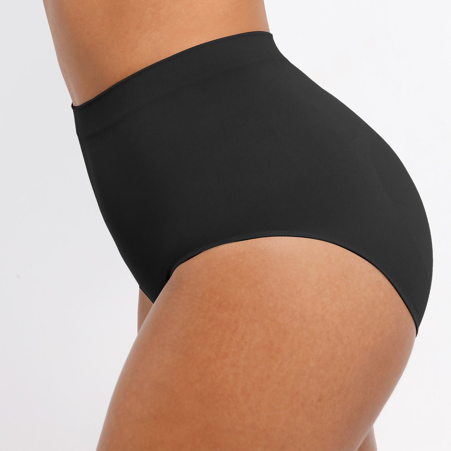 Le Shorty Galbe Infini — Collection L’Invisible