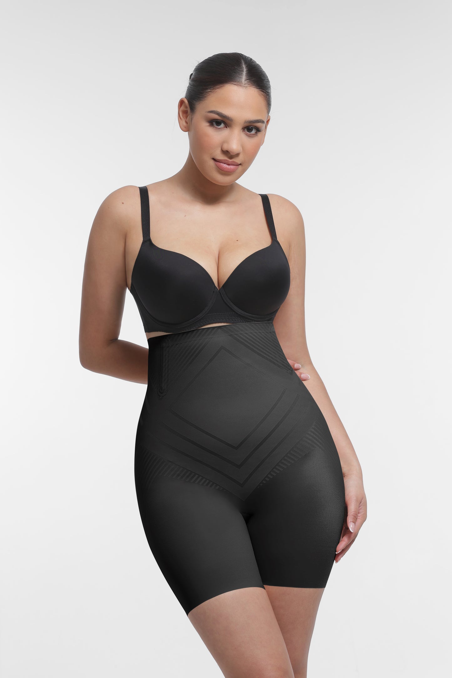 Le Shorty Haute Performance (Liquid Spandex) — Collection L’Absolu
